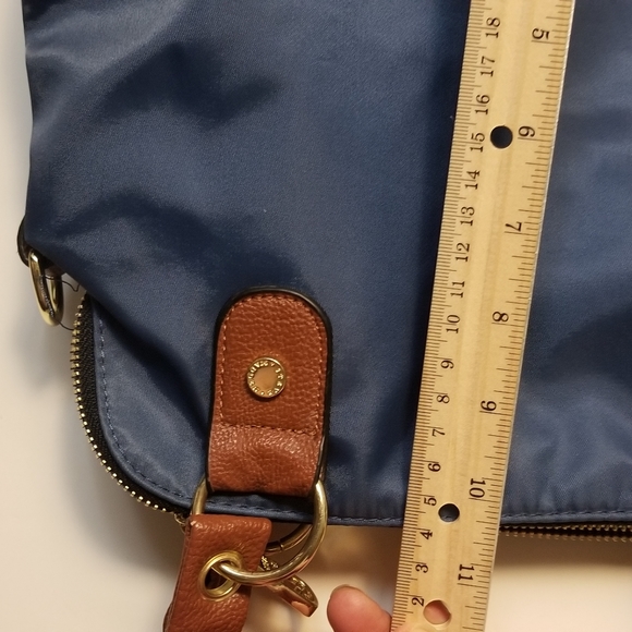 Steve Madden blue microfiber purse - Picture 5 of 8